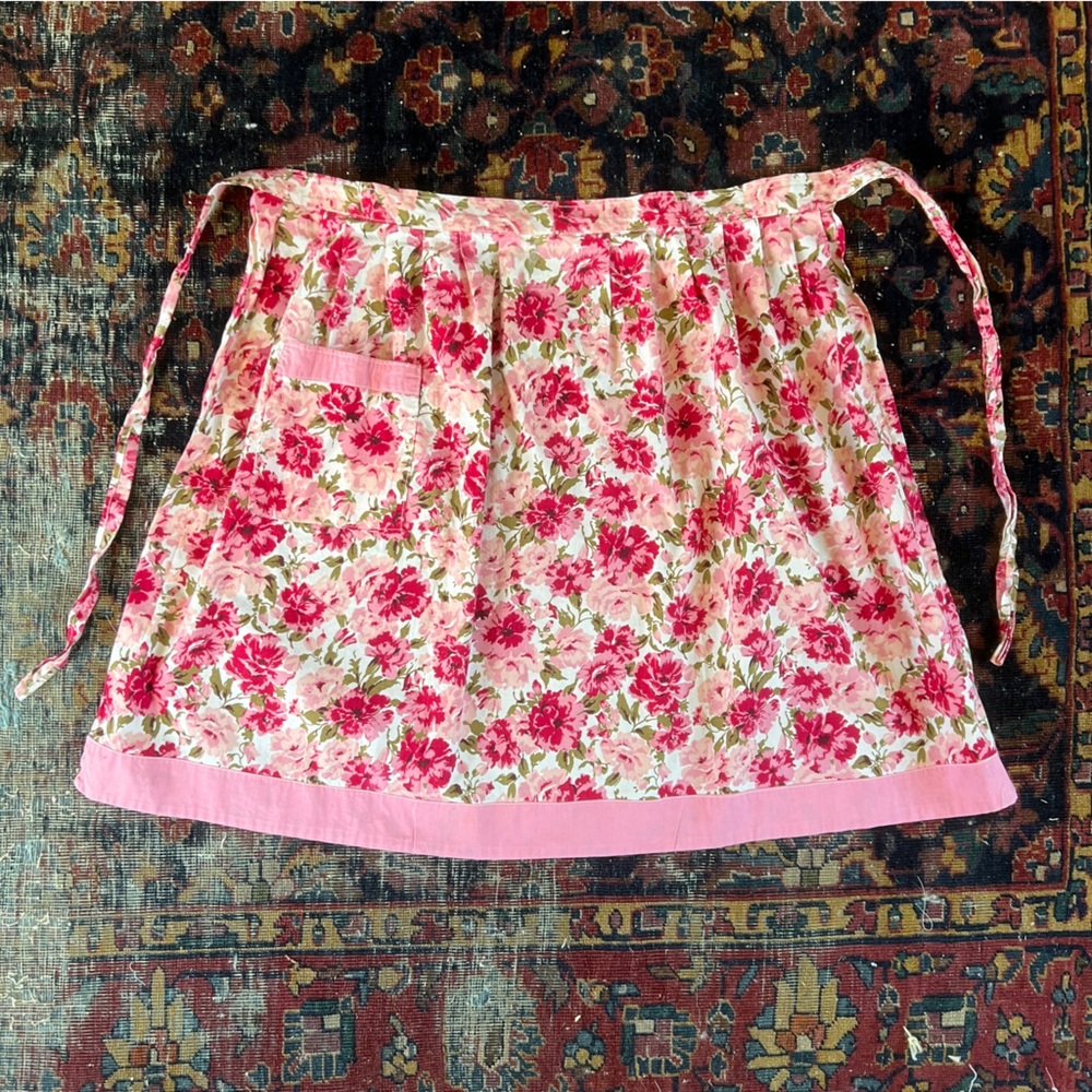 Vintage floral apron